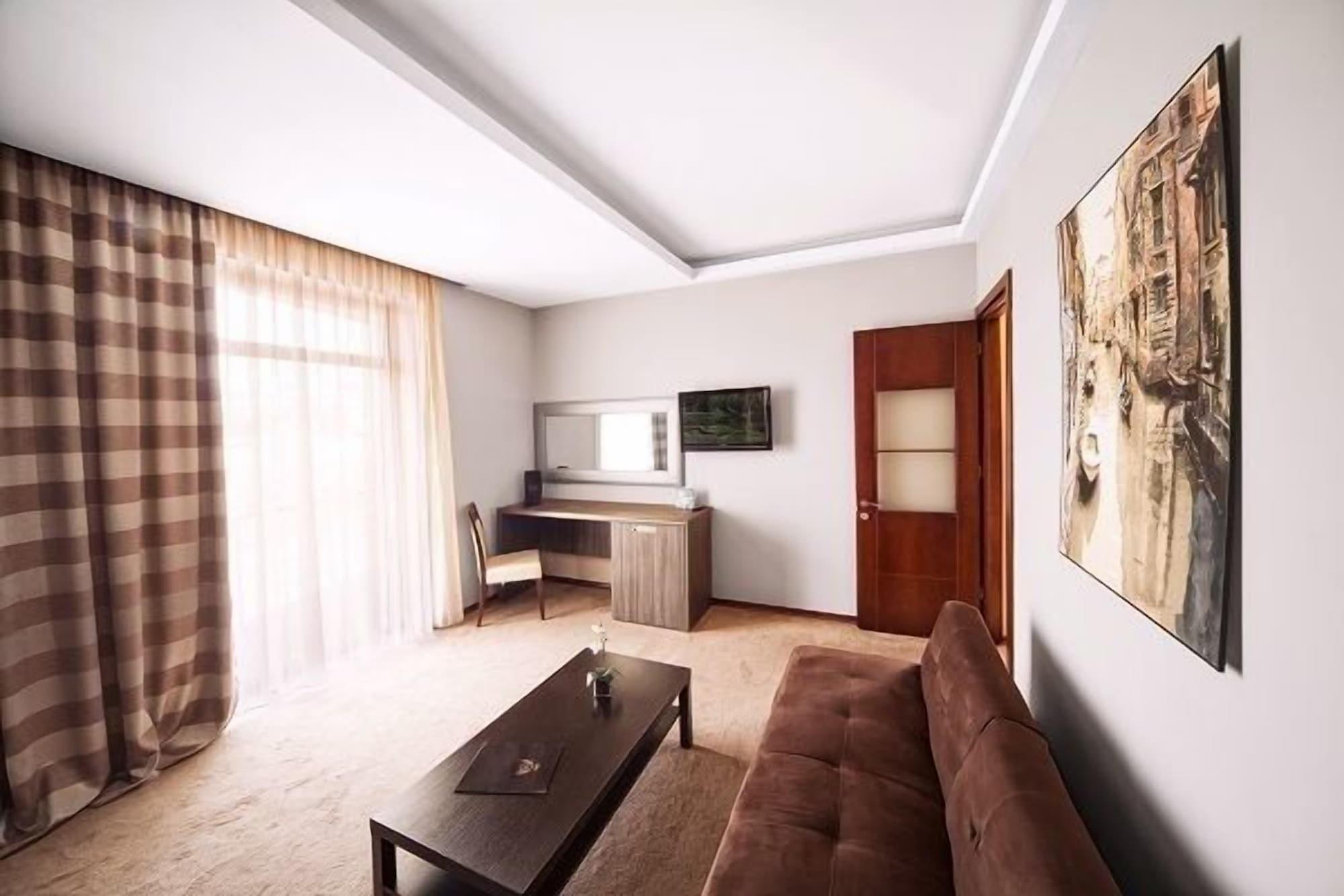 Cruise Hotel Tbilisi Zewnętrze zdjęcie