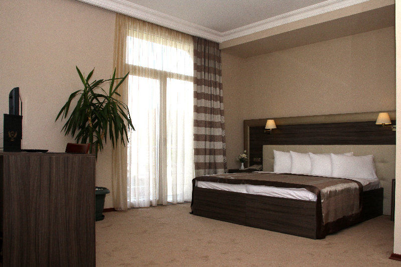 Cruise Hotel Tbilisi Zewnętrze zdjęcie