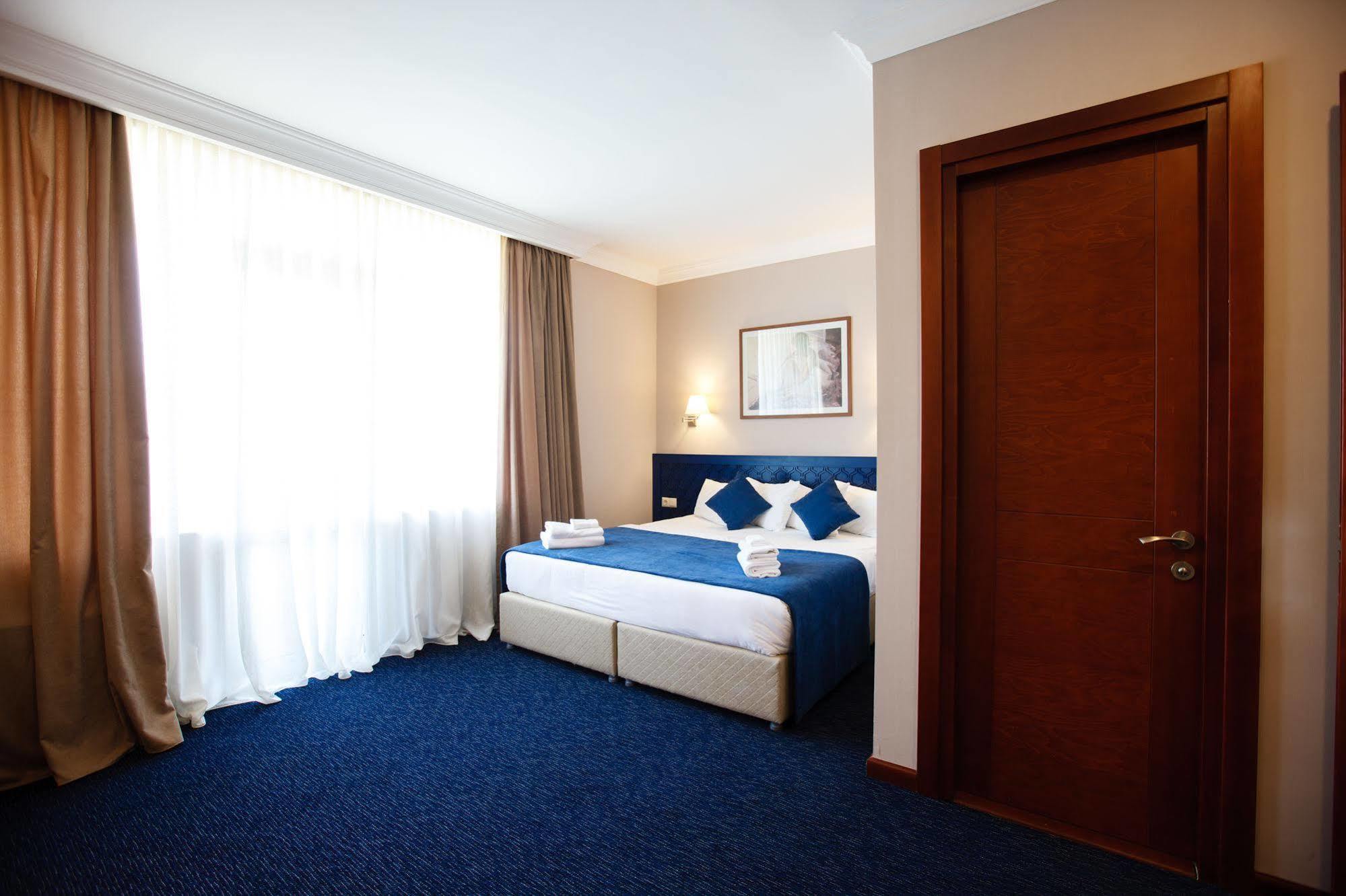 Cruise Hotel Tbilisi Zewnętrze zdjęcie